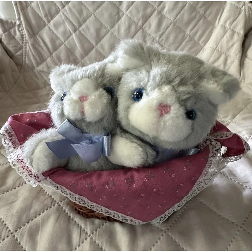 vtg Avon Country Kittens in Basket musical gray cats plush kitties‎ music works